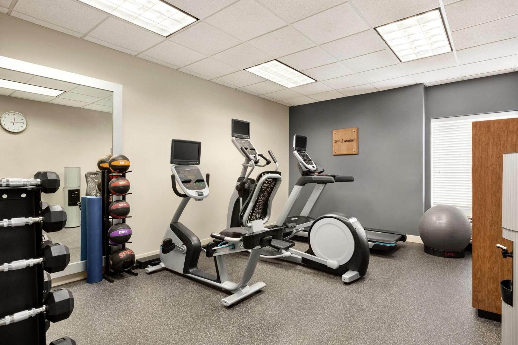 Homewood Suites Fort Myers Airport - Fgcu Экстерьер фото