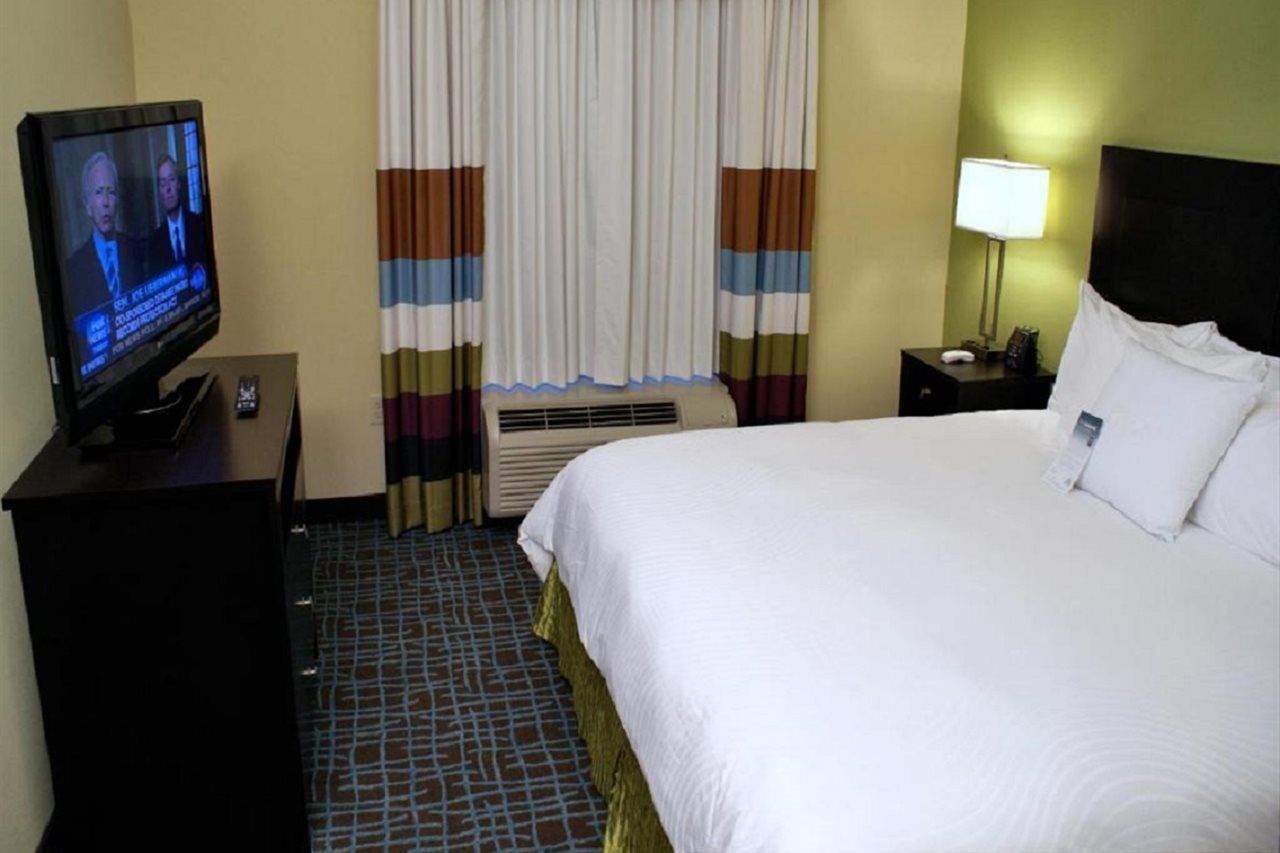 Homewood Suites Fort Myers Airport - Fgcu Экстерьер фото